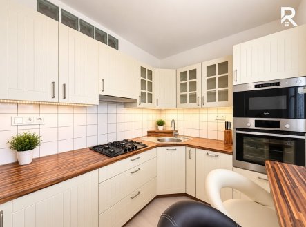 Pronájem bytu, 2+1, 52 m²