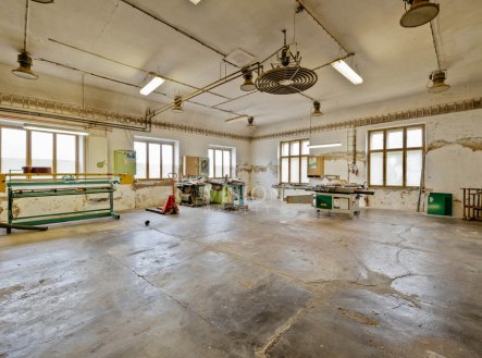 Prodej skladu, 268 m²