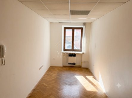 Pronájem kanceláře, 36 m²