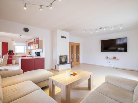 Prodej domu/vily, 242 m²