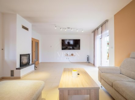 Prodej domu/vily, 242 m²
