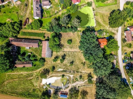 Prodej pozemku pro bydlení, 3 243 m²