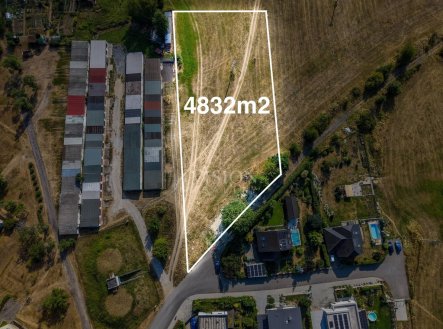 Prodej pozemku pro bydlení, 4 832 m²