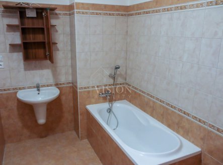 Pronájem bytu, 2+kk, 63 m²