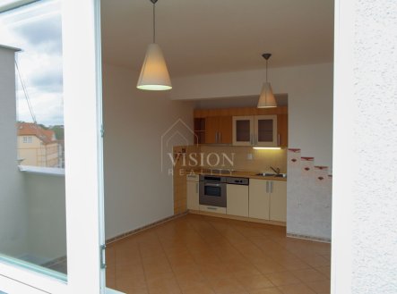 Pronájem bytu, 2+kk, 63 m²