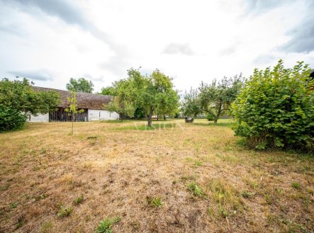 Prodej pozemku pro bydlení, 1 570 m²