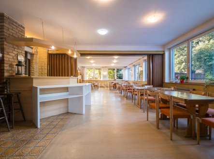 Prodej hotel, 1 050 m²