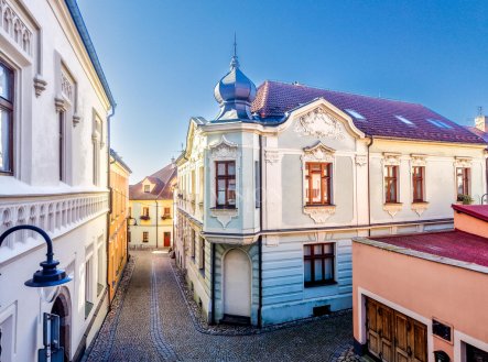 Pronájem bytu, 3+kk, 90 m²