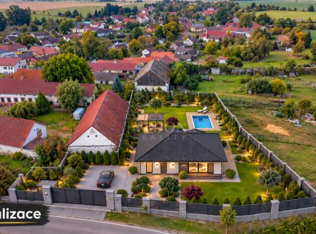 Prodej pozemku pro bydlení, 1 714 m²
