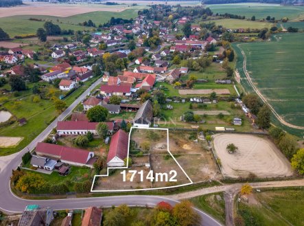 Prodej pozemku pro bydlení, 1 714 m²
