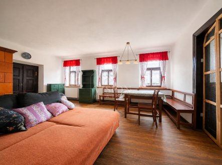 Prodej domu/vily, 2 225 m²