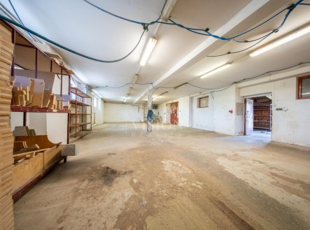 Pronájem skladu, 130 m²