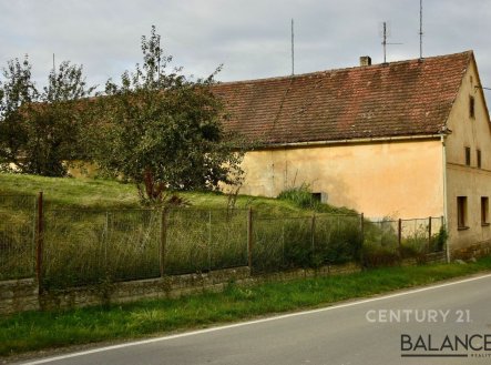 . | Prodej - zemědělský objekt, 2 099 m²