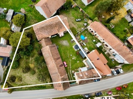 . | Prodej - zemědělský objekt, 2 099 m²