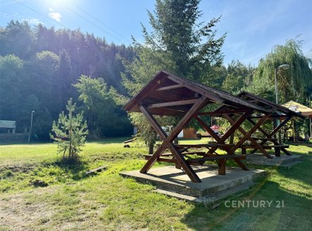 Prodej komerčního objektu, průmyslový areál, 3 660 m²