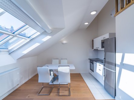 Pronájem bytu, 2+kk, 73 m²