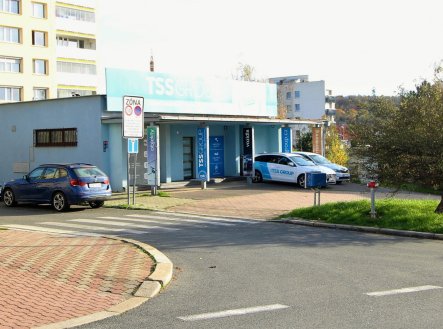 Pronájem komerčního objektu, administrativní budova, 165 m²