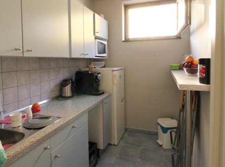 Pronájem komerčního objektu, administrativní budova, 165 m²