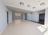 Pronájem komerčního objektu, administrativní budova, 165 m²