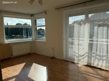 Pronájem bytu, 3+kk, 70 m²