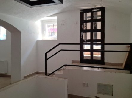 Pronájem obchodní prostory, 55 m²