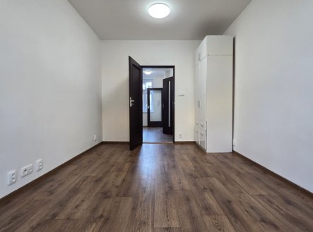 Pronájem bytu, 1+1, 39 m²