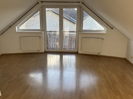 Pronájem bytu, 2+kk, 75 m²