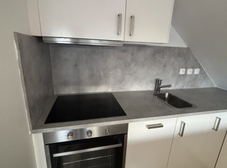 Pronájem bytu, 2+kk, 75 m²