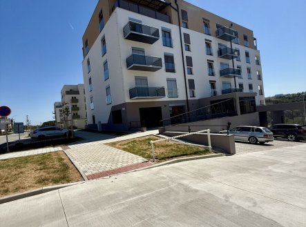 Pronájem bytu, 2+kk, 73 m²