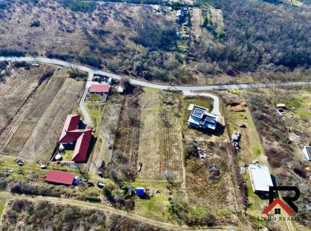 Prodej pozemku pro bydlení, 1 815 m²
