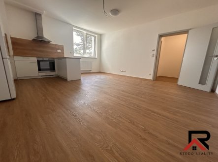 Pronájem bytu, 1+kk, 2 366 m²