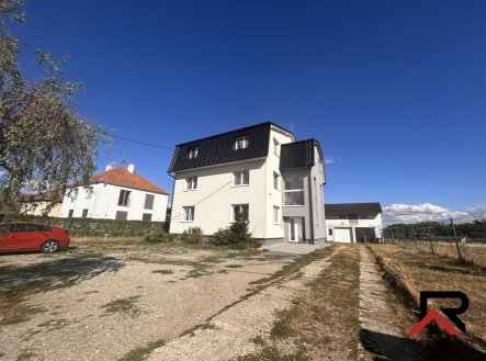 Pronájem bytu, 3+1, 81 m²