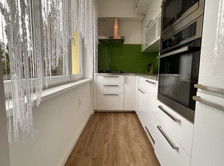 Pronájem bytu, 3+kk, 76 m²