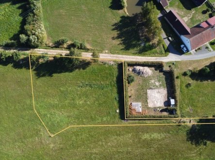 Prodej pozemku pro bydlení, 2 120 m²