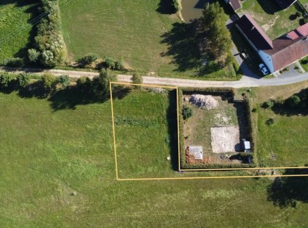 Prodej pozemku pro bydlení, 1 100 m²