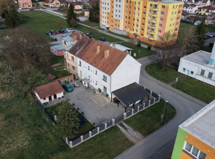 1.jpg | Prodej - nájemní dům, 330 m²
