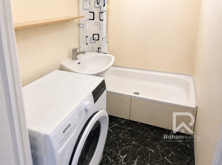 Pronájem bytu, 1+kk, 30 m²
