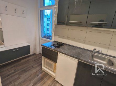 Pronájem bytu, 1+kk, 30 m²