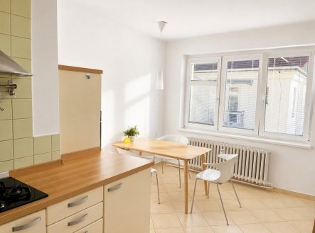 Pronájem bytu, 3+1, 95 m²