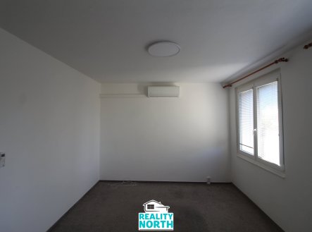 Pronájem bytu, 2+1, 53 m²