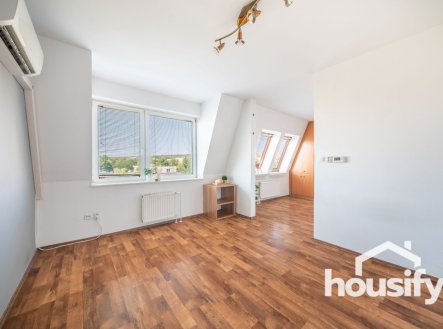 Pronájem bytu, 2+kk, 41 m²