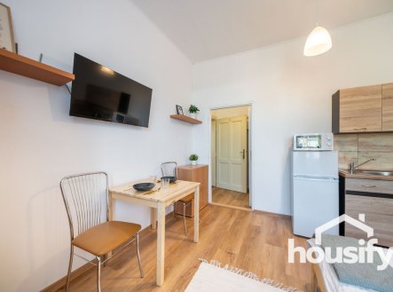 Pronájem bytu, 1+kk, 18 m²