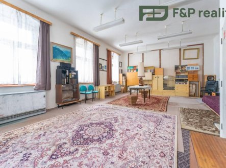 Prodej komerčního objektu, jiný, 300 m²