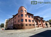 Pronájem bytu, 3+kk, 97 m²