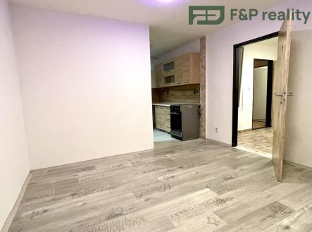 Pronájem bytu, 1+1, 50 m²