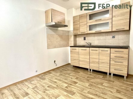 Pronájem bytu, 1+1, 50 m²