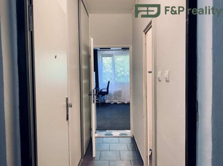 Pronájem bytu, 1+kk, 25 m²