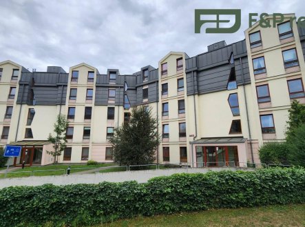 Pronájem bytu, 3+kk, 74 m²