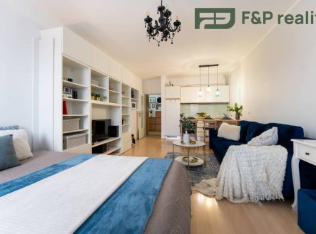 Pronájem bytu, 1+kk, 37 m²