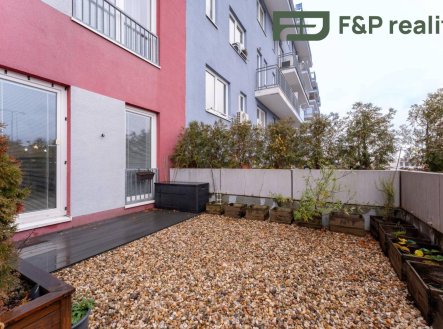 Pronájem bytu, 1+kk, 37 m²
